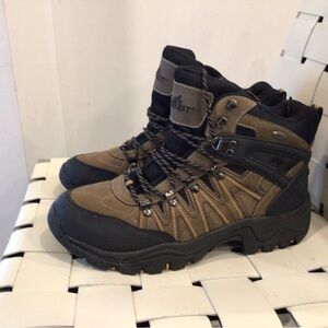 Everest boots